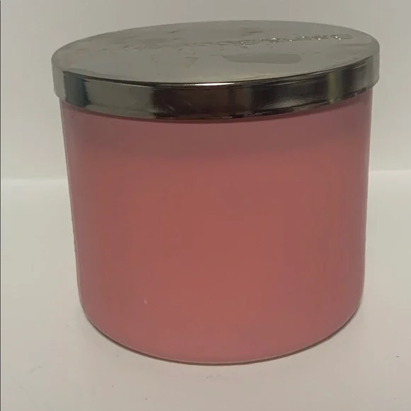 Bath & Body Works Iced Dragonfruit Tea Candle - Pink and Silver - Picture 2 of 5